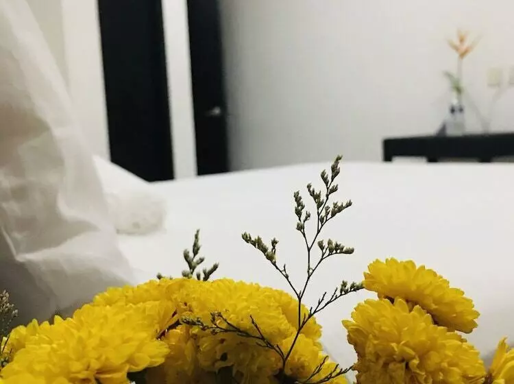 Majatalo Room In Guest Room   Standard Queen Room Two Beds