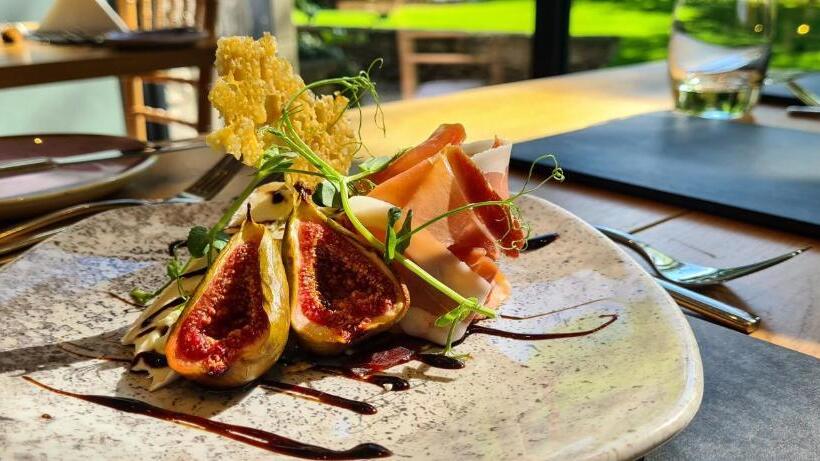 호텔 Biggin Hall Country House