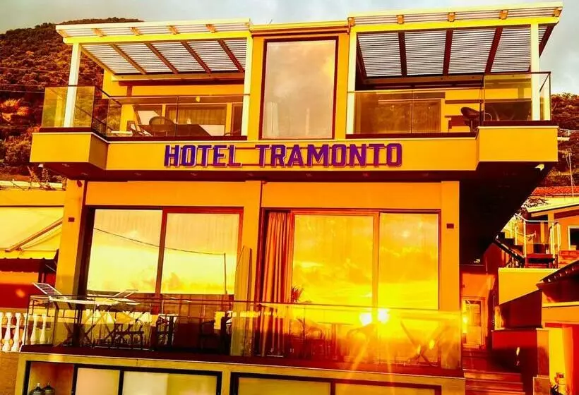 ホテル Tramonto Vlore