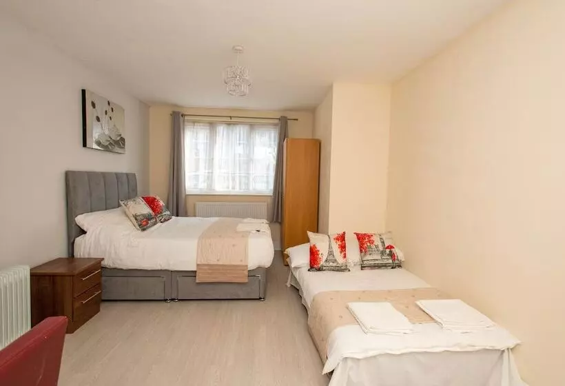 Newly Refurbished Studio, 20 Mins To London Bridge