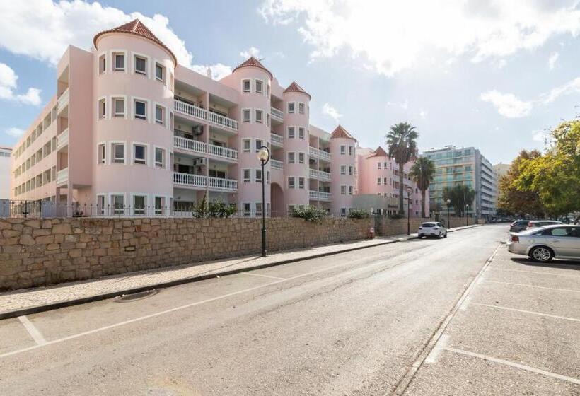 Parque Dos Reis Apartment 2