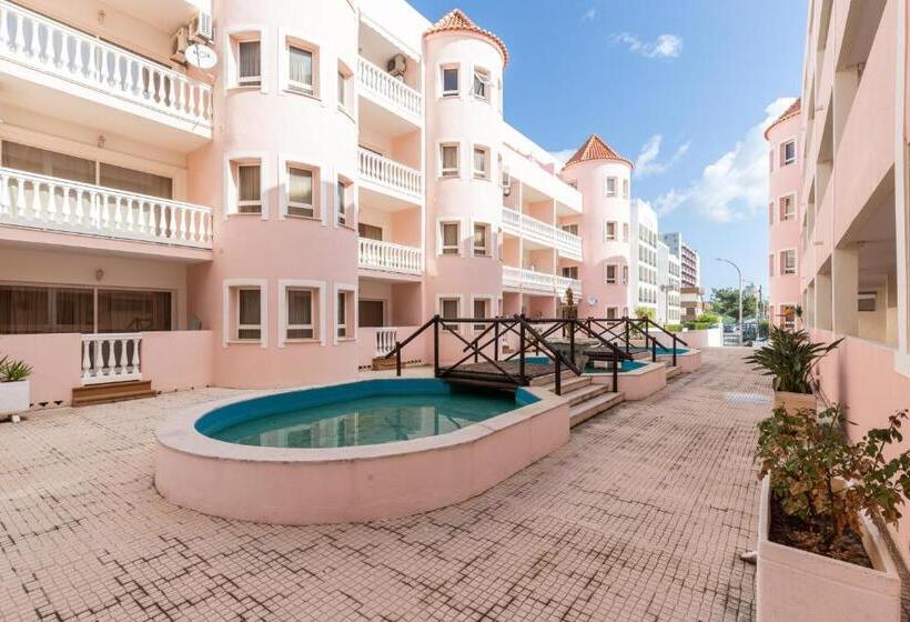 Parque Dos Reis Apartment 2