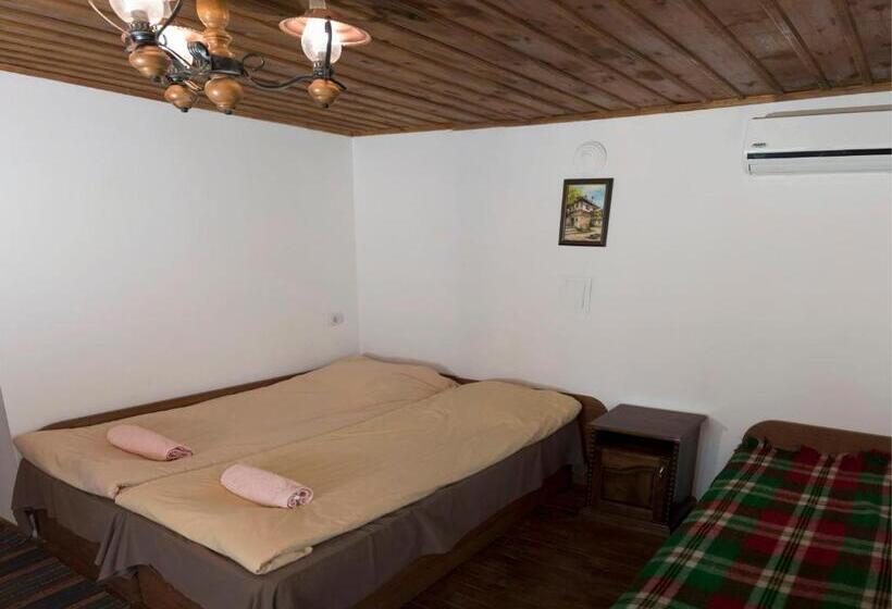 ペンション екокомплекс катунище