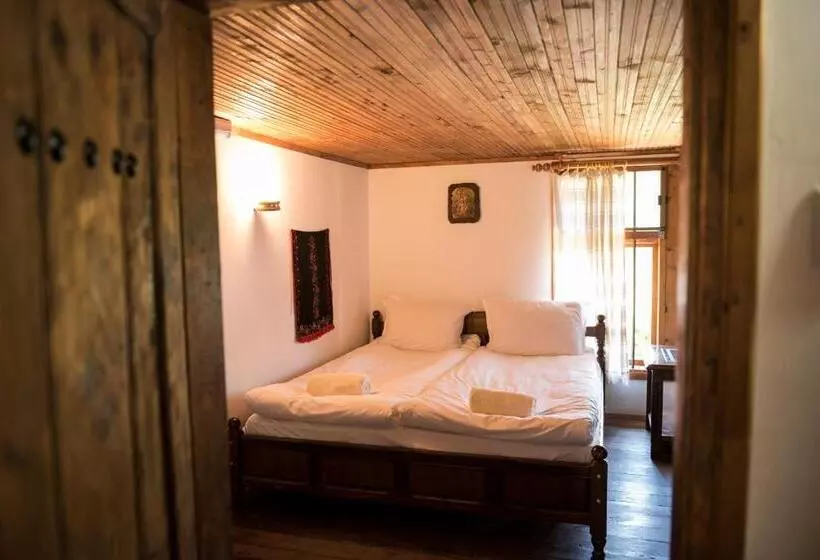 ペンション екокомплекс катунище