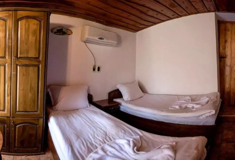 ペンション екокомплекс катунище