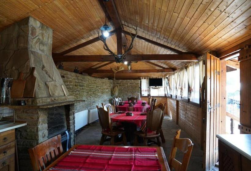 ペンション екокомплекс катунище