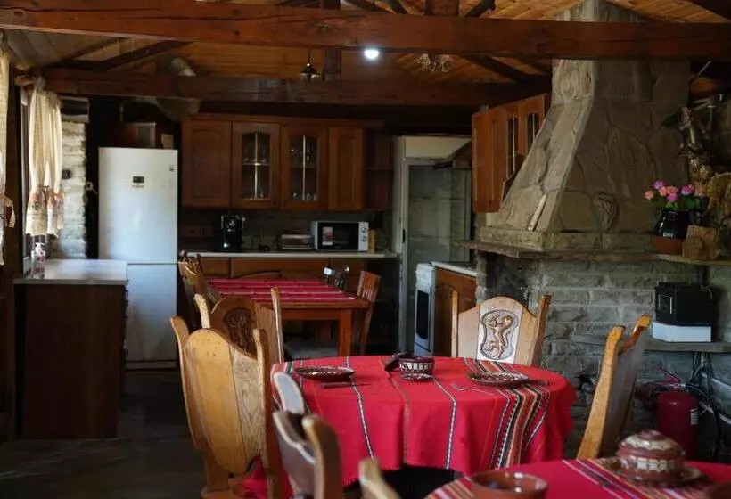 ペンション екокомплекс катунище