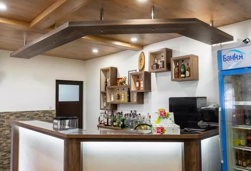 Majatalo гюмюрджински снежник