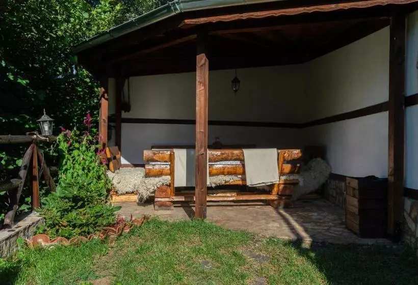 Majatalo гюмюрджински снежник