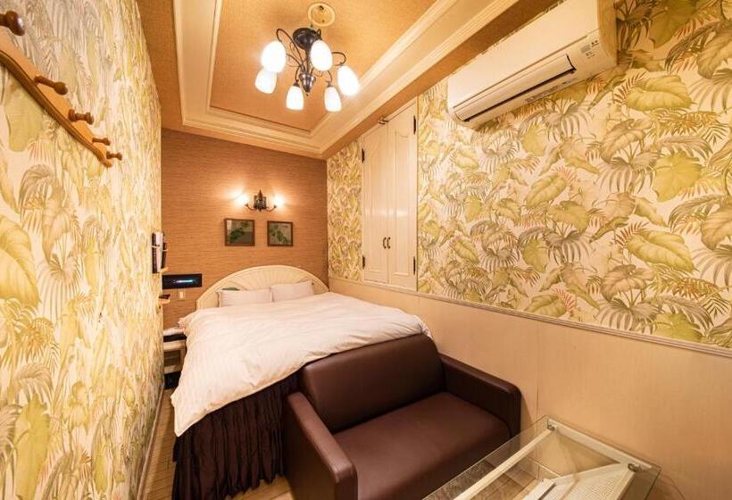 فندق リトル チャペル ココナッツ 天王寺