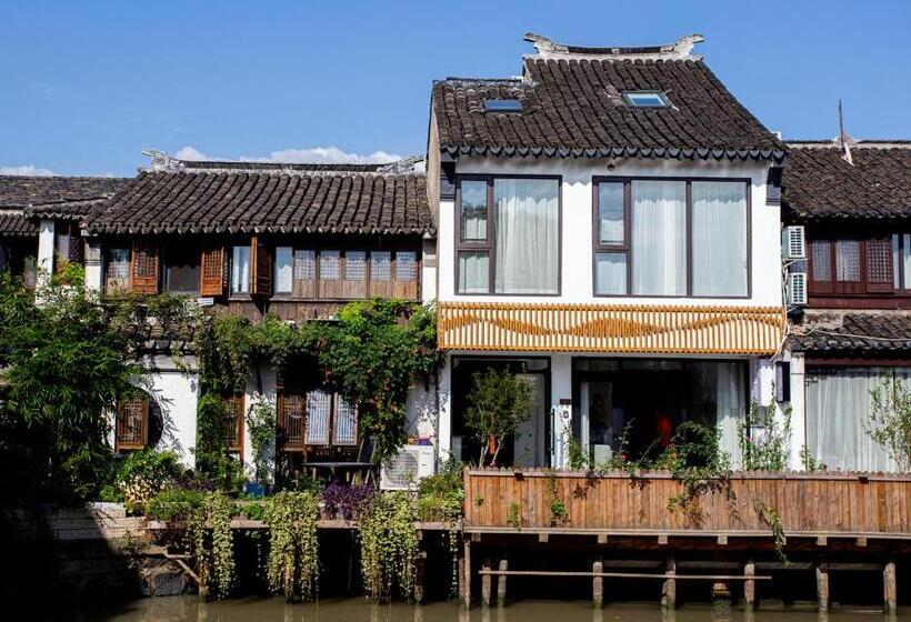 Bed and Breakfast 同里泊·晓烟河景民宿