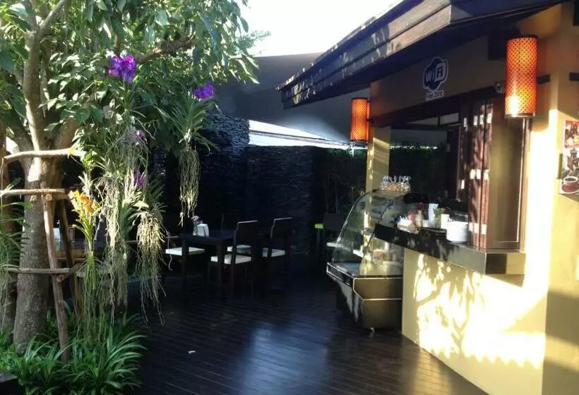 ユースホステル Palm Inn