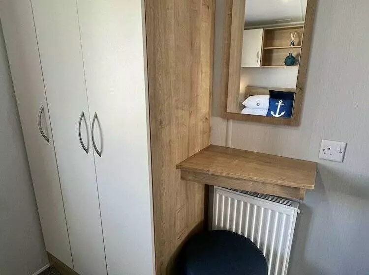 Charming 2 Bed Cottage In Morecambe
