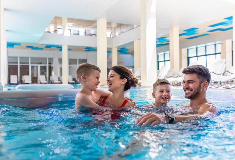 هتل Etno Naselje Vrdnička Kula