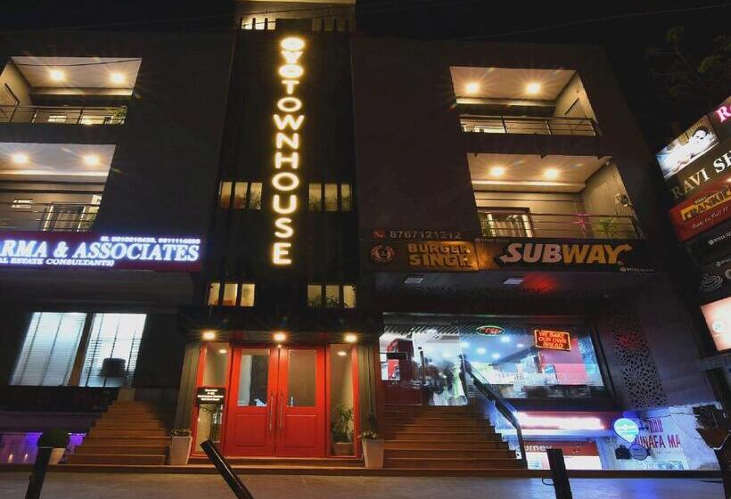 酒店 Townhouse Rudra Inn Near Chhatarpur Metro Station