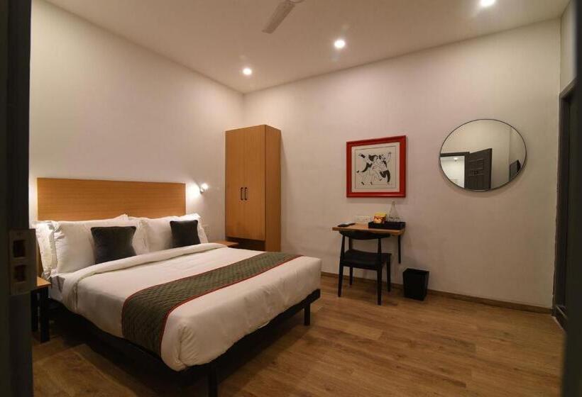 בית מלון כפרי Super Townhouse Royapettah Near U.s Consulate