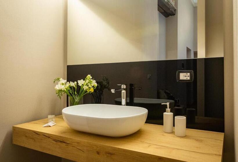 پانسیون Divisi Suites & Spa