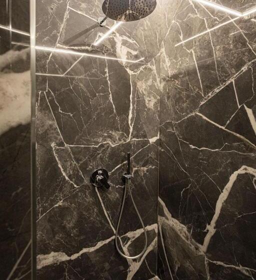 پانسیون Divisi Suites & Spa