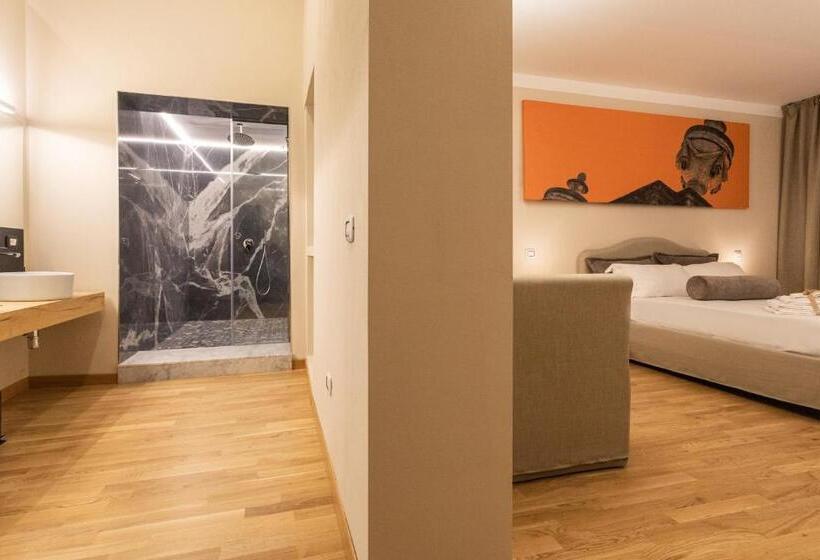 پانسیون Divisi Suites & Spa