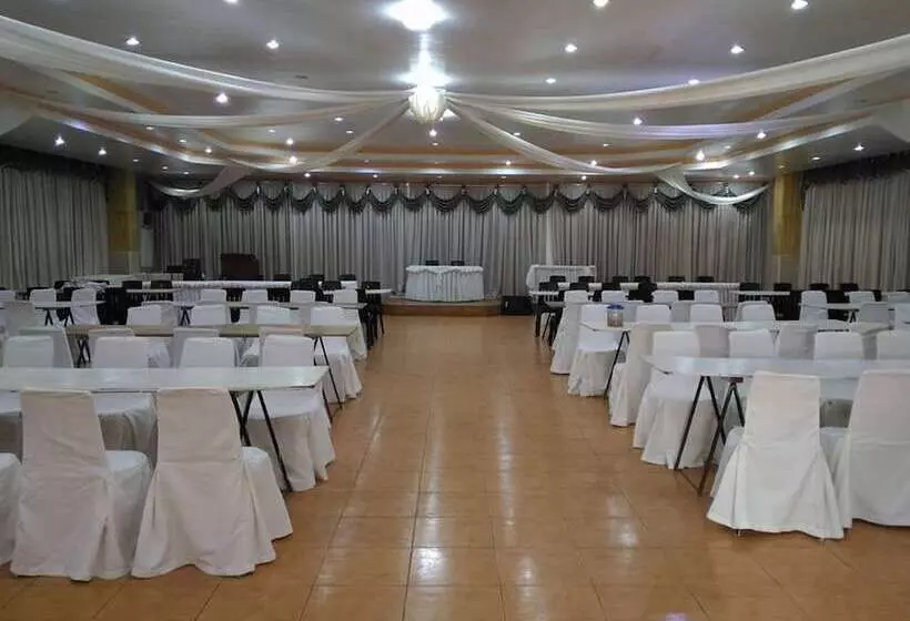 Tubod Flowing Waters Resort