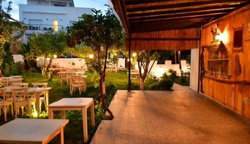 Hotelli Double Inn Mari̇na