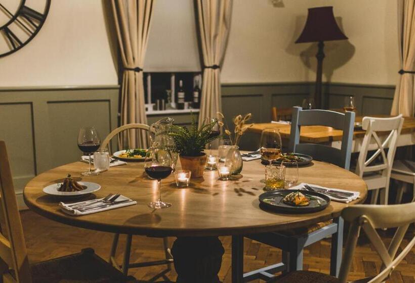 فندق Kedleston Country House B&b