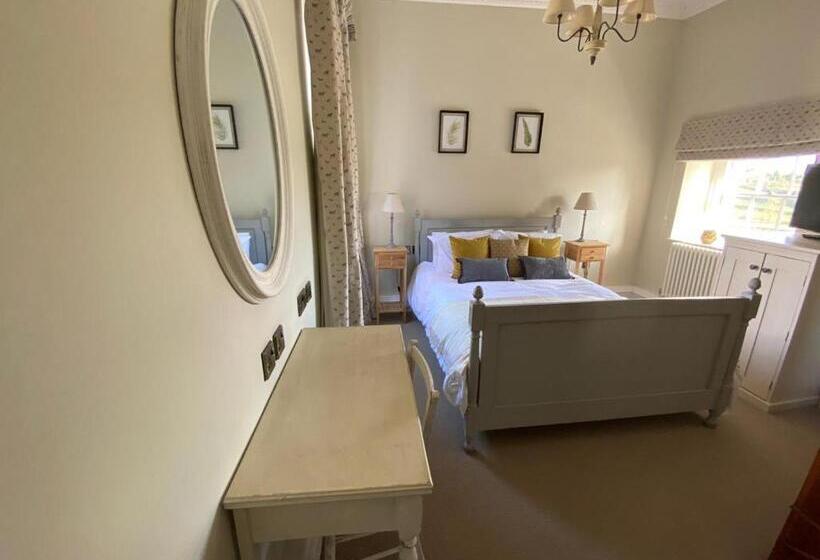 فندق Kedleston Country House B&b