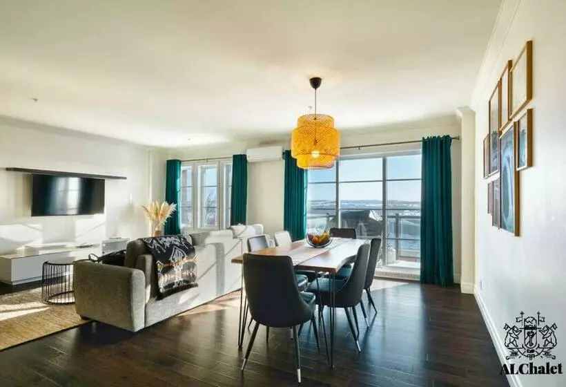 Le Chic Condo   Chute Montmorency