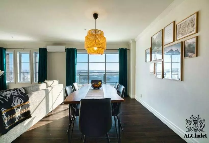 Le Chic Condo   Chute Montmorency