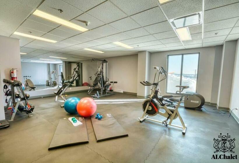 Le Chic Condo   Chute Montmorency