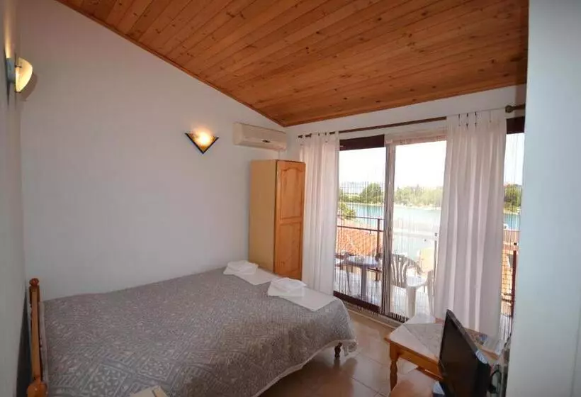 ペンション Guest House Olimpia