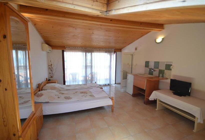 ペンション Guest House Olimpia