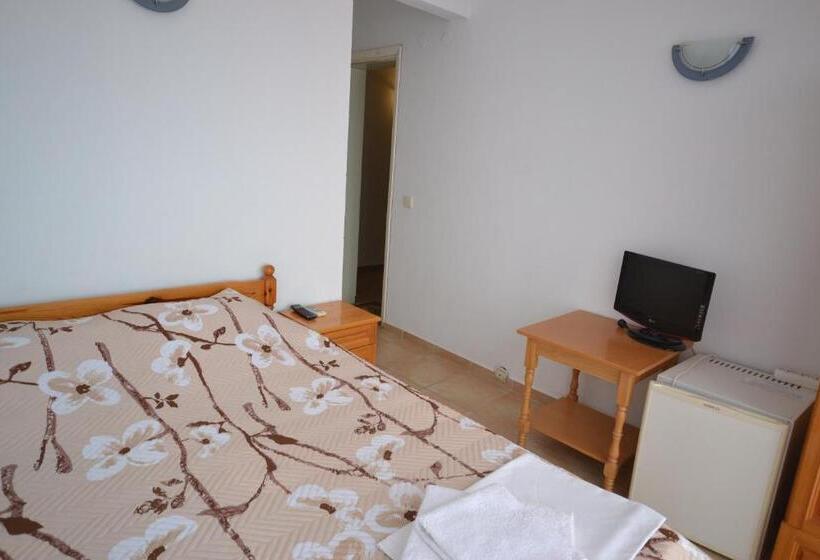 ペンション Guest House Olimpia