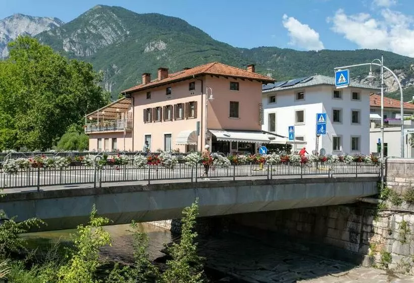 Appartamento Al Ponte Adiacente Al Parco, Vicino All Ospedale E Centro