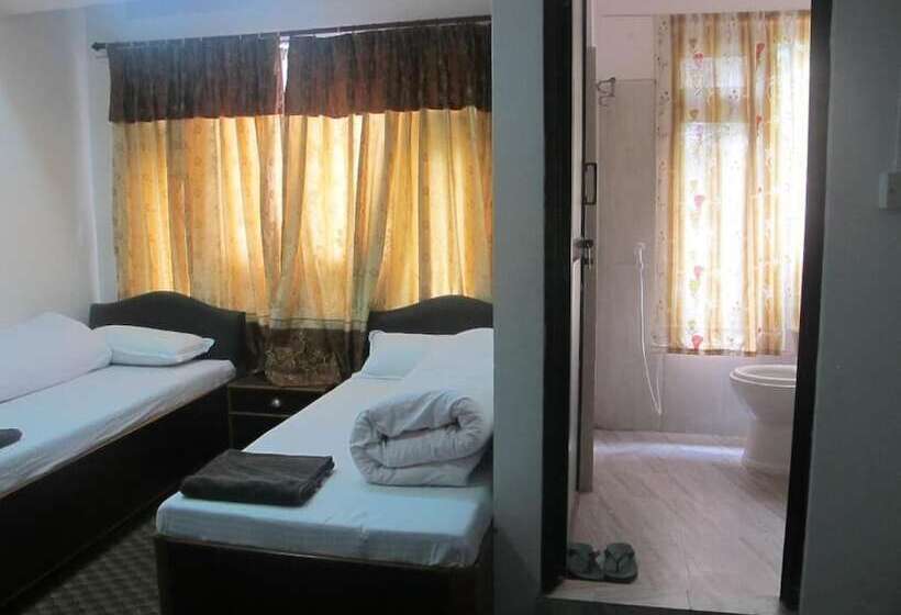 هتل Little Buddha Inn