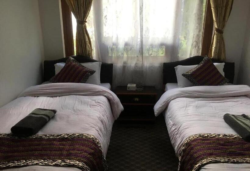 هتل Little Buddha Inn