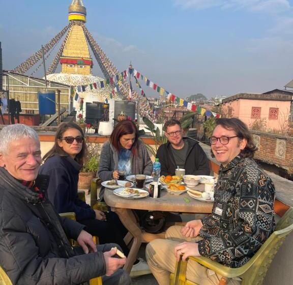 هتل Little Buddha Inn