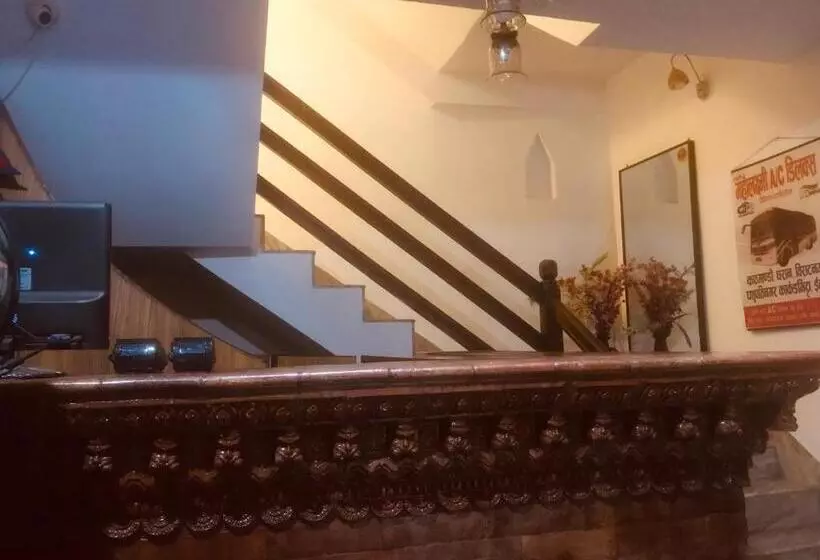 هتل Little Buddha Inn