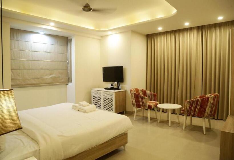 בית מלון כפרי Ratangarh Palace