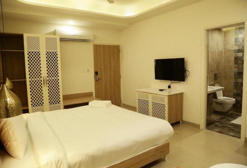 בית מלון כפרי Ratangarh Palace