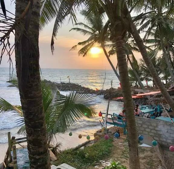 ペンション Ceylon Beach Home