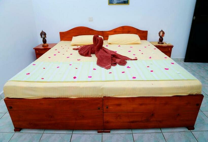 펜션 Sammy S Rest Inn