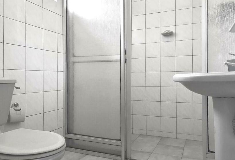 펜션 Sammy S Rest Inn