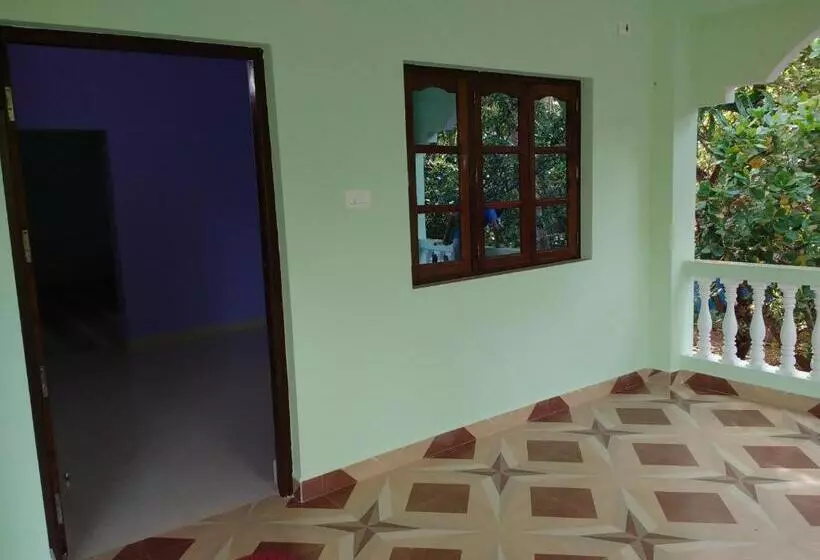 Majatalo The Purple House