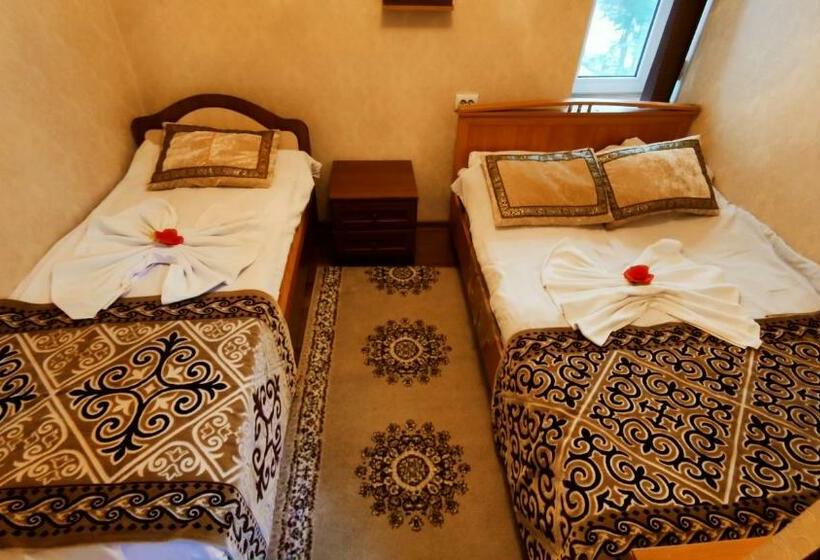 پانسیون Zheenkan2