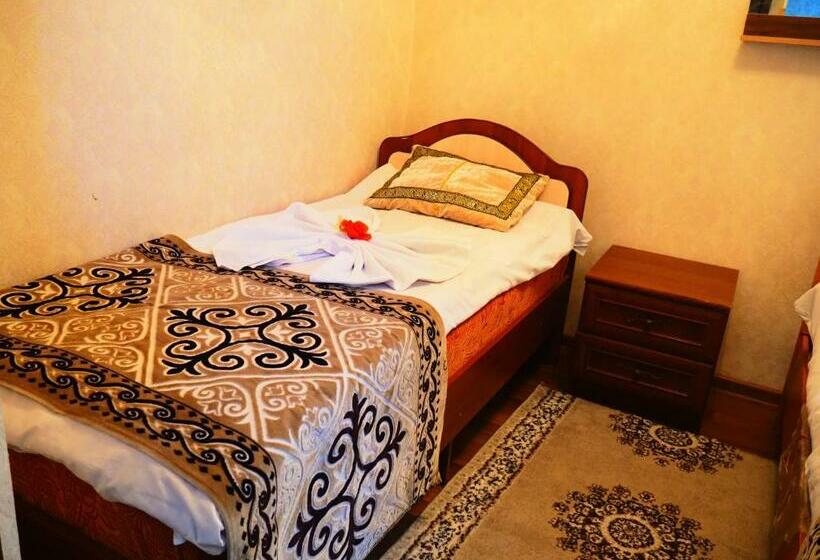 پانسیون Zheenkan2