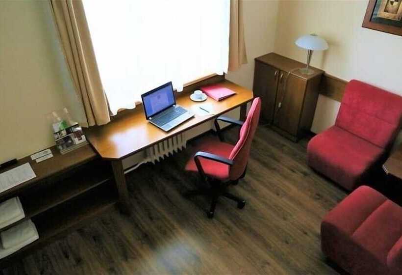 Hotel Baltaci U Nahonu