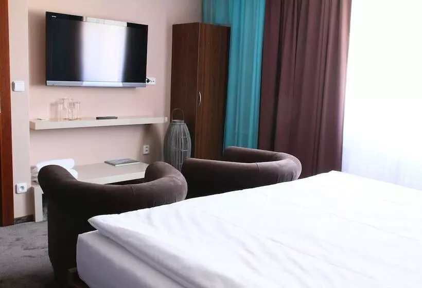 هتل Baltaci U Nahonu