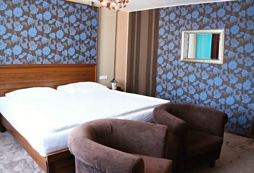 Hotel Baltaci U Nahonu