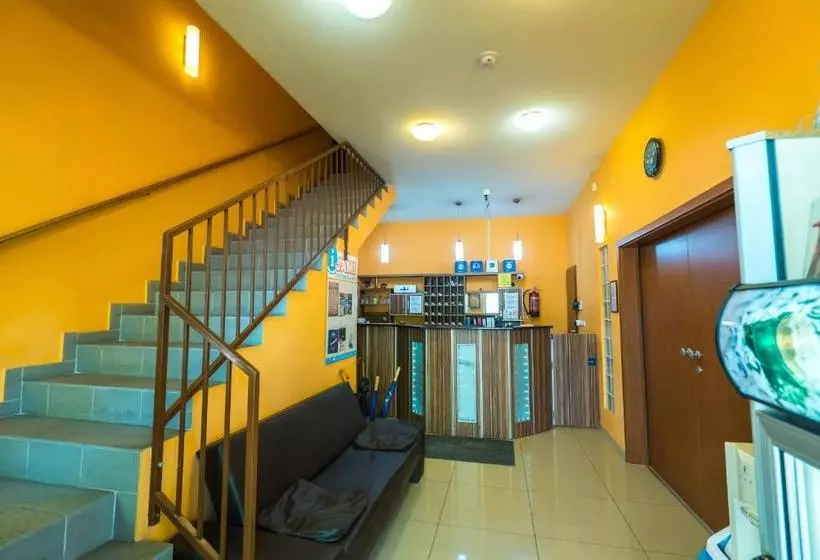 בית מלון כפרי Beach